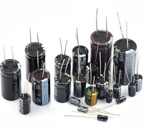 3300MF 35V Kutuplu Kondansatör