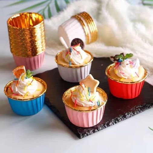 3DMakerpro 133242758 20 Adet Mini Muffin Ve Cupcake Kalıbı Yapışmaz Tek Kullanımlık Kağıt Kek Kalıbı, Isıya Dayanıklı, Renkli Ve Pratik Pişirme Kabı, Muffin Ve Cupcake Sunumuna Uygun Mavi