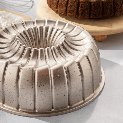 799.99* Emsan Golden Special Döküm Kek Kalıbı 25 Cm
