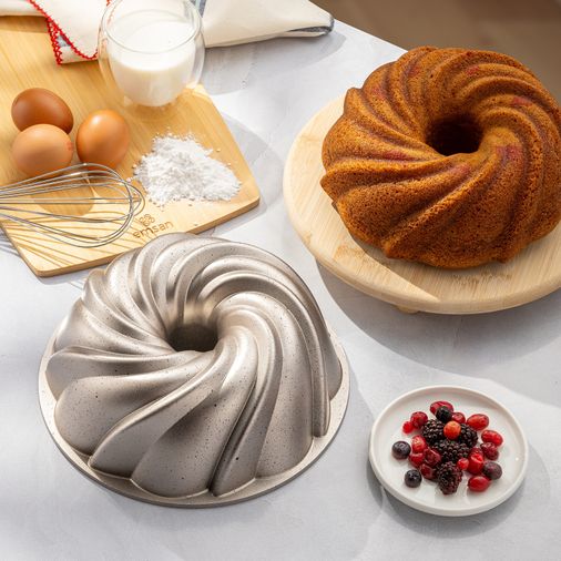 799,99 TL Emsan Golden Cake Döküm Kek Kalıbı 25 Cm