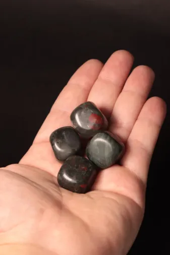 ART LİFE DOĞALTAŞ Natural Stones ART LİFE DOĞALTAŞ Natural Stones 300515 Sertifikalı Kan Taşı Tambur Kütle Doğal Taş
