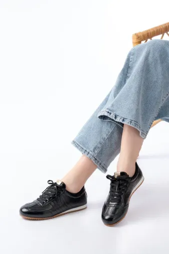 Aymood 142461aym M-1009 Siyah Rugan Bağcıklı Günlük Kadın Spor