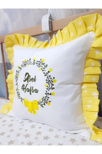 Baby Clime 5.KIRLENT Fırfırlı Kırlent Bebek İsimli 40X40 Cm Nakışlı Takı Yastığı İçi Dolgulu C21