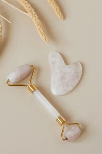 beautifulnaturelstones 520pemberoller Pembe Kuvars Doğal Taşı Roller Ve Kalpli Gua Sha Masaj Takımı