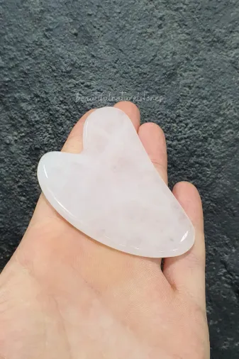 beautifulnaturelstones pembegua777 Pembe Kuvars Doğal Taş Kalpli Gua Sha Masaj Aleti ( Aşk Ve Mutluluk )