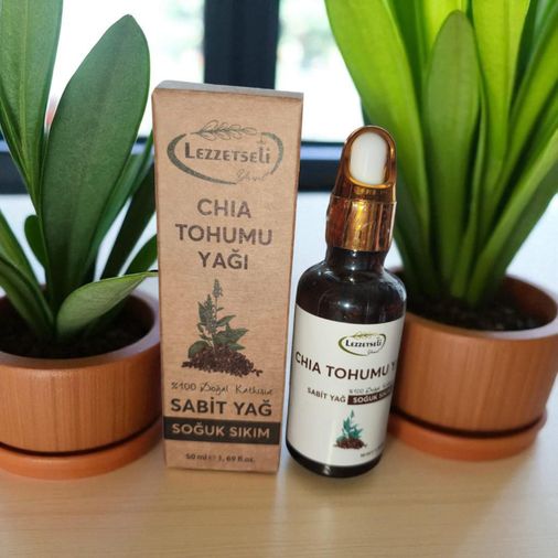 CHIA TOHUMU YAĞI Doğal Soğuk Sikim Chia Tohumu Yaği Lezzetseli Yöresel (50 Ml)