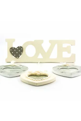 ® Decotown Love Yazılı Çerçeve 3lü Kalpli Ahşap Fotoğraf Çerçevesi