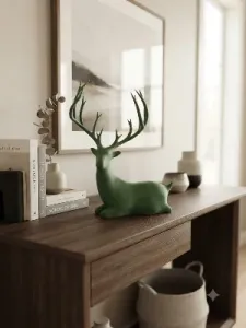 Dekoratif Oturan Geyik Figürü- Modern Aksesuar- 3D Tasarım Geyik Biblo