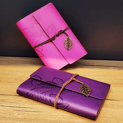 Deri Yaprak Desenli Çizgisiz Defter