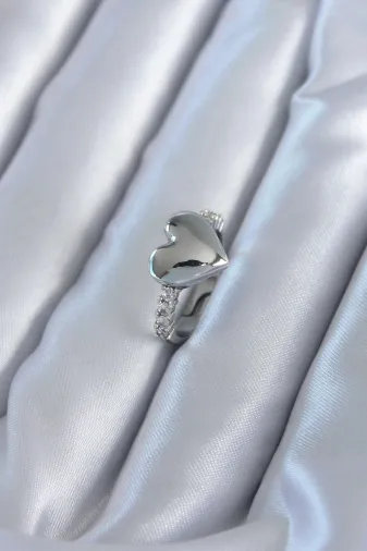 DGY STORE EmrBXebBYK2820 Gümüş Renk Pirinç Zirkon Taşlı Kalp Model Kadın Yüzük