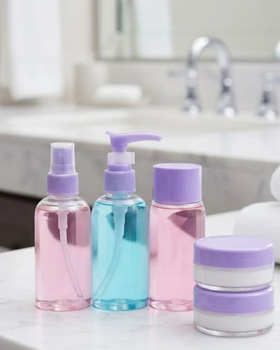 Diğer 120629873 Mey İthalat Taşınabilir 5 Li Seyahat Banyo Seti Şeffaf Kozmetik Kapları