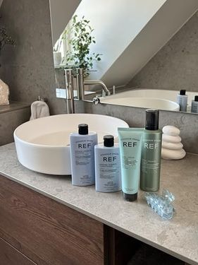 Diğer 57858324444642299283959 Ref Stockholm-Ref Ref Kuru Saçlar Için Yoğun Nemlendirici Şampuan 600 Ml Intense Hydrate Shampoo