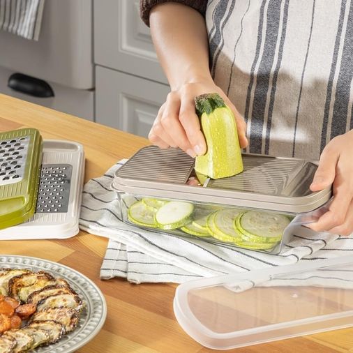 Diğer 57858324452618699283959 3 Bıçaklı Yatay Rende, Rondo Rondoğrayıcı, Saklama Kabı Hazneli Kapaklı Plastik Rende, Çok Fonksiyonlu Mutfak Aleti, Sebze Ve Meyveler İçin Etkili Doğrama Ve Rendeleme Açık Gri