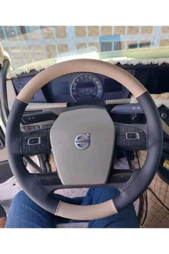 Dikişli Deri Direksiyon Kılıfı Siyah/bej Deri Siyah Dikişli Volvo Tır Kamyon İçin
