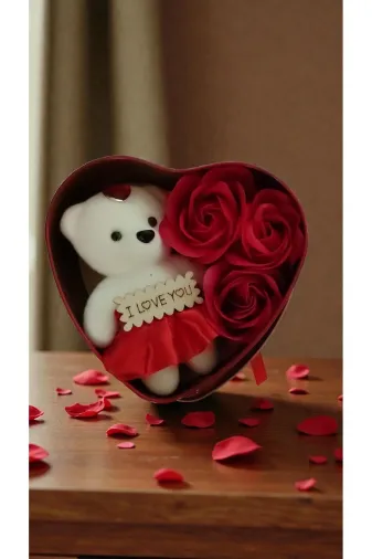 FAMEMUS ACCESSORY 213ewqewq324r Sevgililer Gününe Özel Kalpli Kutuda I Love You Yazan Güllü Ayıcık Boyut:11Cm