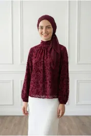 Güllü Önü Pileli Çıtır Desen Bluz-EK783-817 Kırmızı