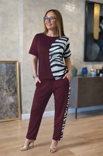 Kadın Kısa Kollu Bisiklet Yaka Zebra Desen Bluz Ve Pantolon Ikili Takım - 4XL-5XL - Bordo