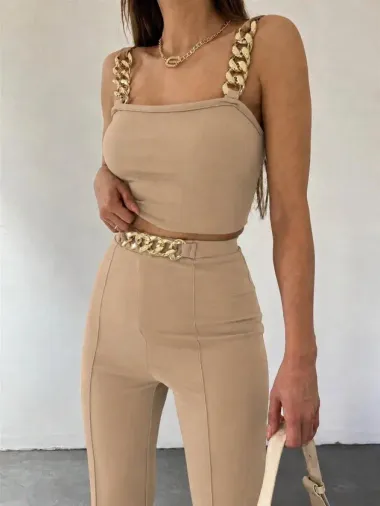 Kadın Zincir Askılı Krop Ithal Krep Bluz Ve Pantolon Ikili Takım - L-XL - Sütlü Kahve