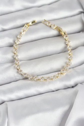 Kare Zirkon Taşlı Gold Renk Pirinç Su Yolu Kadın Bileklik TJ-BB8326