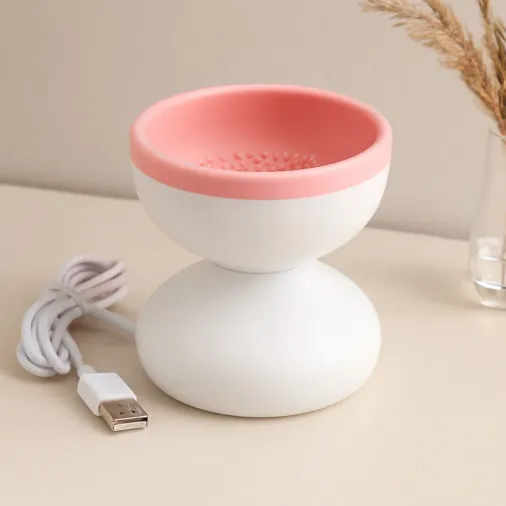 Makyaj Fırça Temizleme Makinesi USB Silikon Hazneli