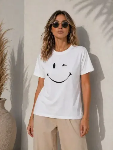 Minimal Gülümseyen Yüz Baskılı Tişört Kısa Kol Yazlık T-Shirt - Beyaz - XS - Beyaz
