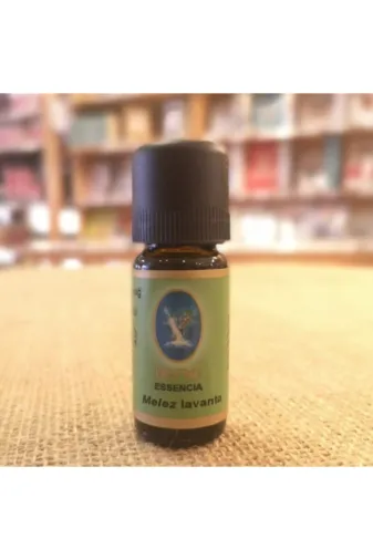 Nuka Defne Esencia 13921 Nuka Defne Melez Lavanta Yağı 10 Ml