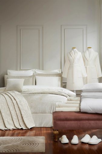 Özdilek -Paisley Krem- 27 Parça Çift Kişilik Çeyiz Seti