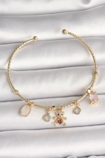 Pirinç Gold Renk Sallantı Zirkon Taşlı Ayıcık Figür Kırmızı Kalp Detay Charm Kadın Bileklik TJ-BB6896