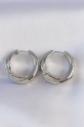 Pirinç Gümüş Renk Asimetrik Kıvrım Küpe TJ-BKP8975