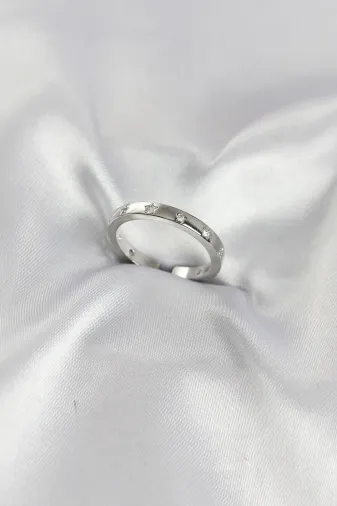 Pirinç Gümüş Renk Yıldız Detaylı Alyans Model Kadın Yüzük TJ-BYK4194