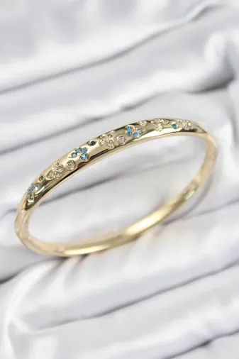 Pirinç Zirkon Taşlı Model Gold Renk Kadın Kelepçe - TJ-BB7568