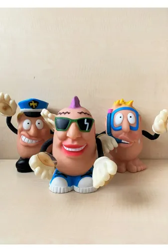 SANAT TACİRİ EK67U4DRD395TT 3 Adet Avrupa Maskot Sert Plastik Oyuncak Cama Vantuzlu Elektrik Tesisatli Ledsiz