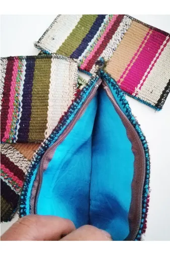 SANAT TACİRİ EKACACASC El Dokuma Kilim Desenli El Çantası