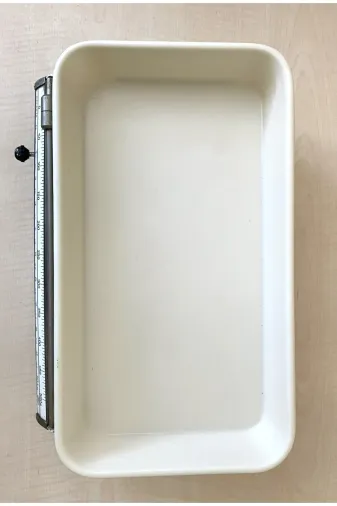 SANAT TACİRİ EKEU4FFL95TT1B Vintage Metal Bebek Terazisi Sağlik Ocaklarinda Olan Terazidir