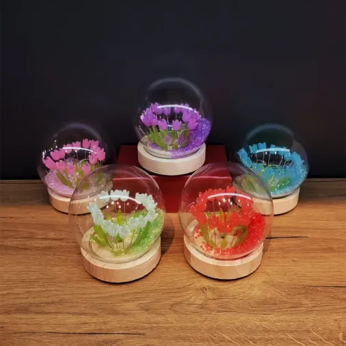 Şık Led Işıklı Lale Cam Fanus 10 Cm Dekorasyon