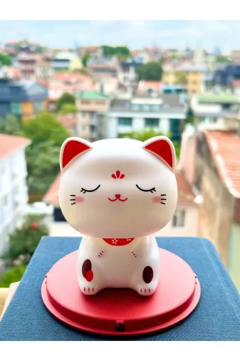 üçgendükkan 122 Güneş Enerjili, Kafa Sallayan Kedi Figürü