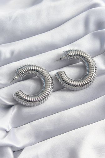 Youday Accessories BKP8243-BLNC Pirinç Gümüş Renk İşleme Halka Model Kadın Küpe Altın