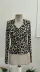 Kadın Uzun Kollu Geometrik Yaka Detaylı Tüllü Yırtmaçlı Uzun Kadife Bluz - L-XL - Leopar 4