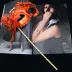 Kırmızı Işıltılı Tutmalı Fotoğraf Çekimi Maskesi 18x29 Cm 4