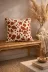 Typoniq Attitude Included TYP25201015 Savanna Zürafa Desenli Bukle Dokuma Kiremit Kırlent Kılıfı (43X43 Cm) - Animal Print Modern 2